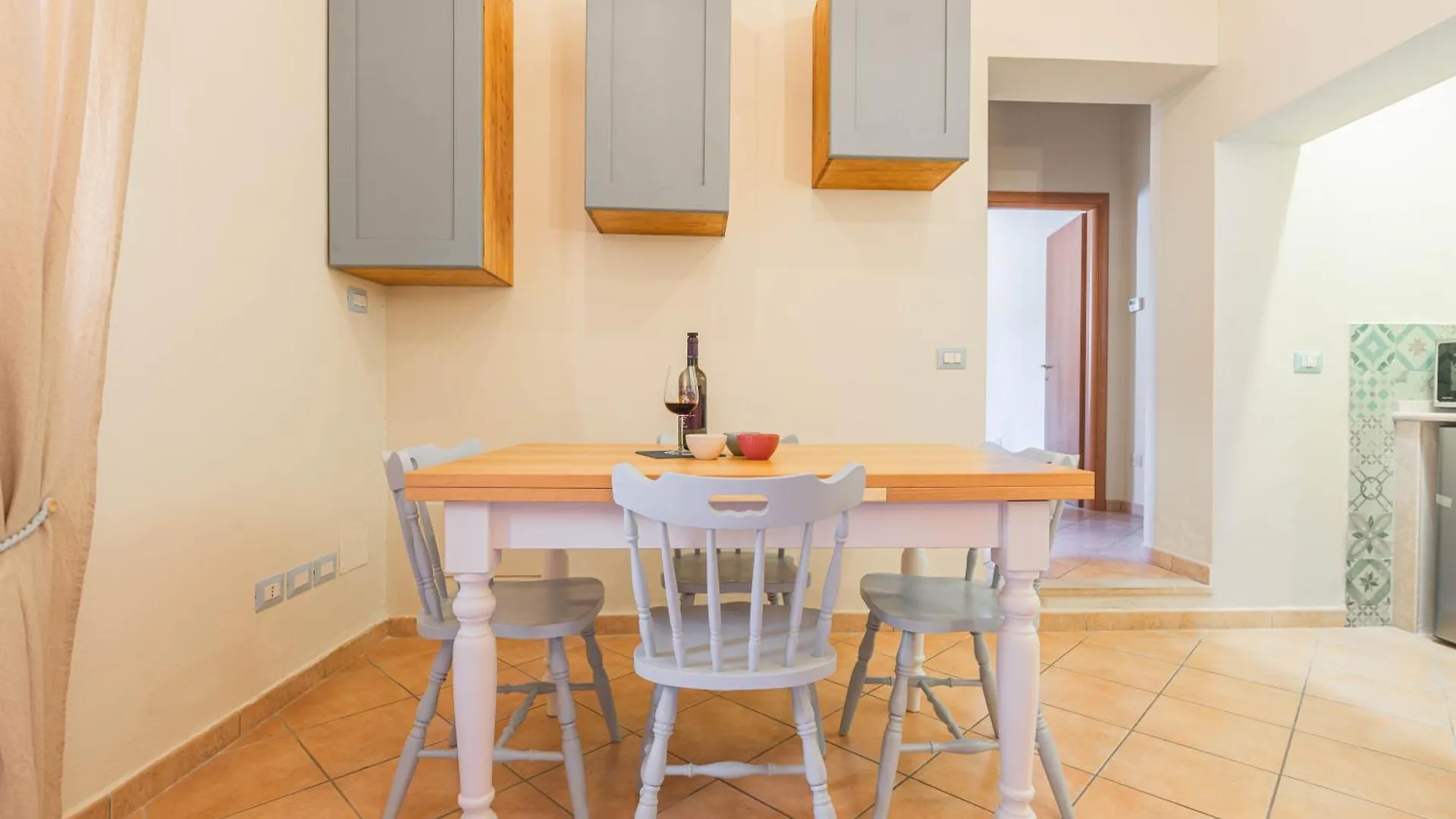 아파트 Windrose Blue Home Sant'Ermo